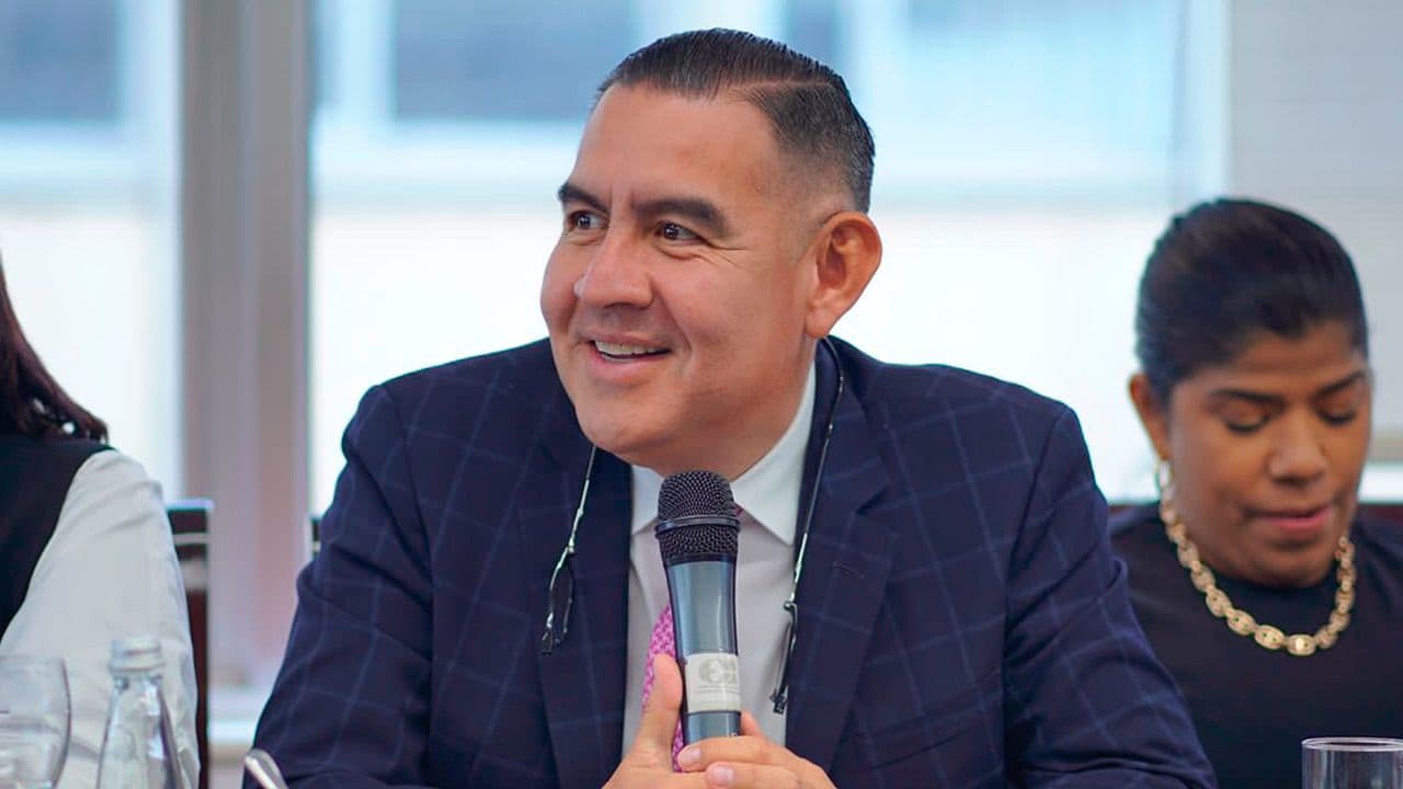 Corrupción, contratos y coimas: el nuevo lío judicial del congresista Wilmer Carrillo por el hospital de Ábrego Corrupción, contratos y coimas: el nuevo lío judicial del congresista Wilmer Carrillo por el hospital de Ábrego