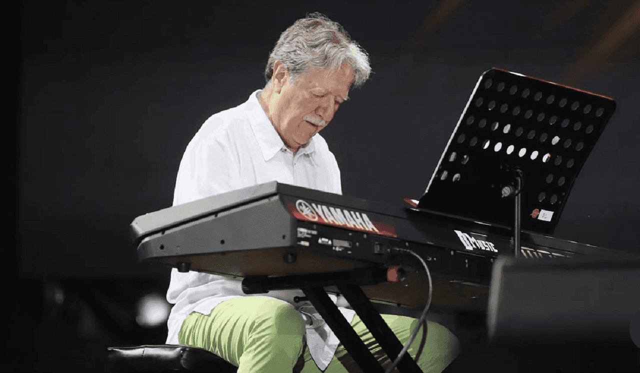 El maestro de jazz, Óscar Acevedo. El maestro de jazz, Óscar Acevedo.