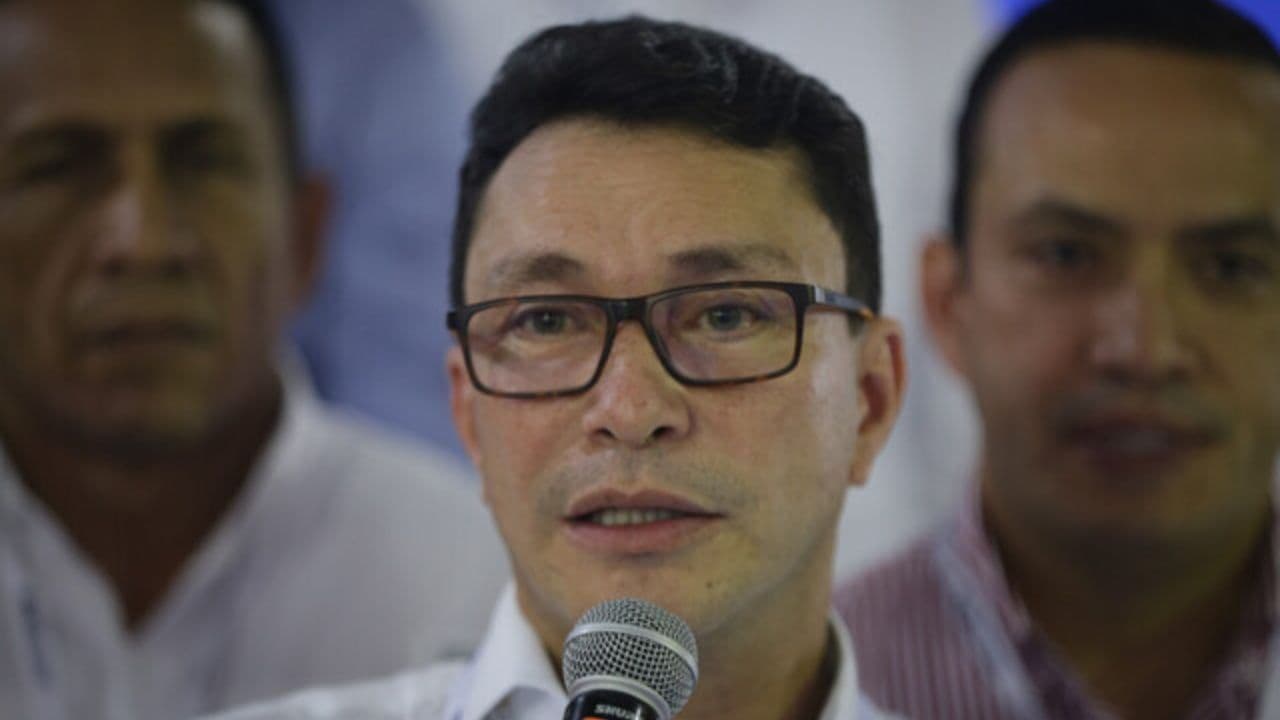 carlos_caicedo.jpg carlos_caicedo.jpg