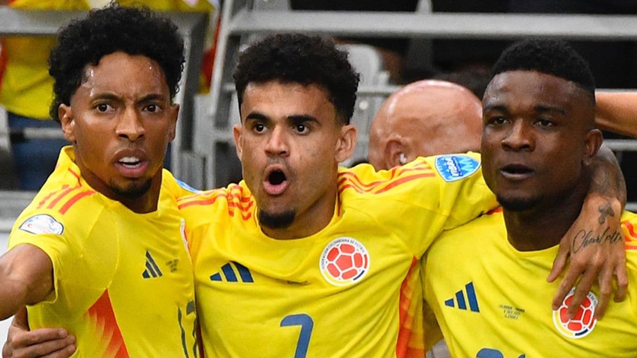 Johan Mojica, Jhon Córdoba y Luis Díaz con la Selección Colombia. Johan Mojica, Jhon Córdoba y Luis Díaz con la Selección Colombia.