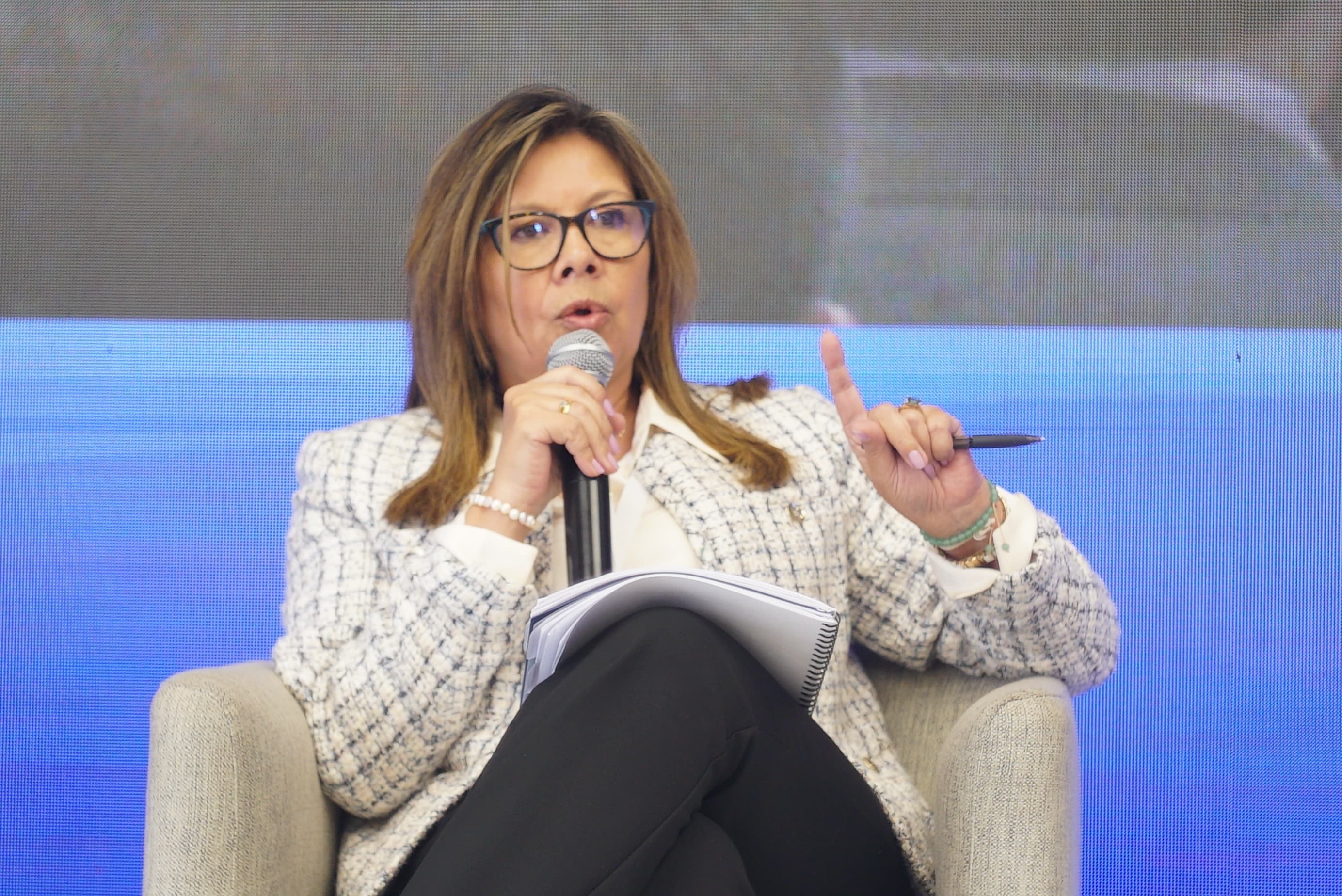 Luz Adriana Camargo, fiscal general Luz Adriana Camargo, fiscal general