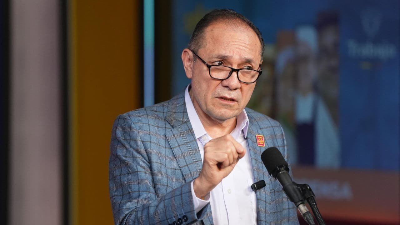 Ministro del Trabajo sobre vivienda VIS Ministro del Trabajo sobre vivienda VIS