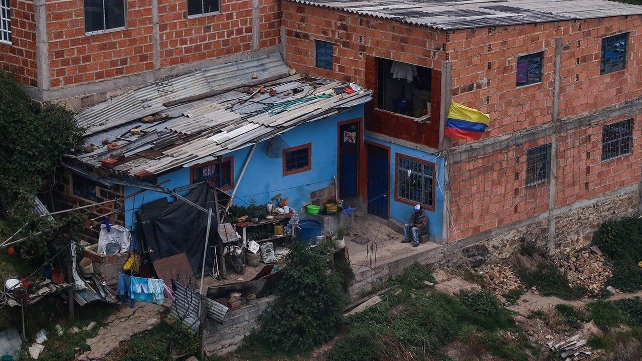 pobreza_en_colombia.jpeg pobreza_en_colombia.jpeg