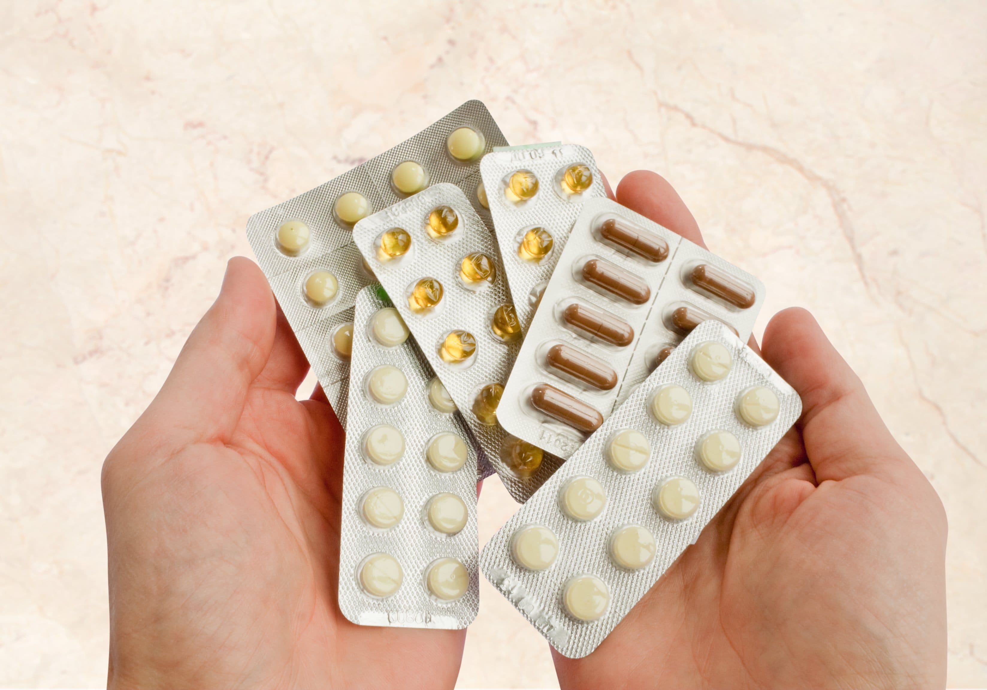 Las autoridades de salud colombianas insisten en el uso responsable de medicamentos de venta libre. Créditos: Freepik Las autoridades de salud colombianas insisten en el uso responsable de medicamentos de venta libre. Créditos: Freepik
