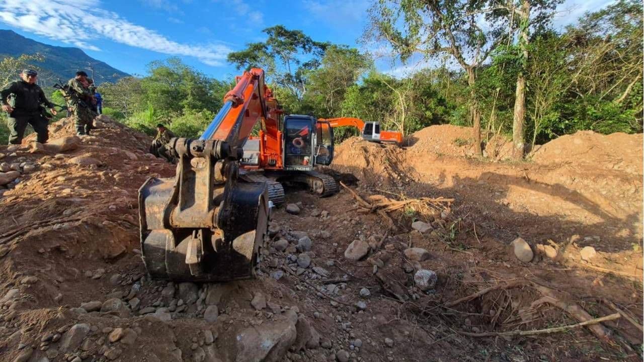 Minería Ilegal 10 Minería Ilegal 10