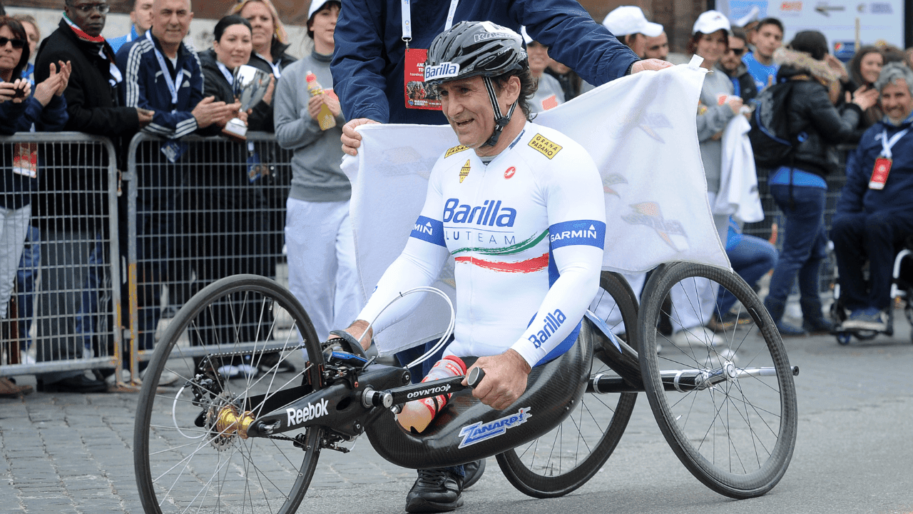 Alex Zanardi, el deportista que más desafío el cuerpo y la mente. Alex Zanardi, el deportista que más desafío el cuerpo y la mente.