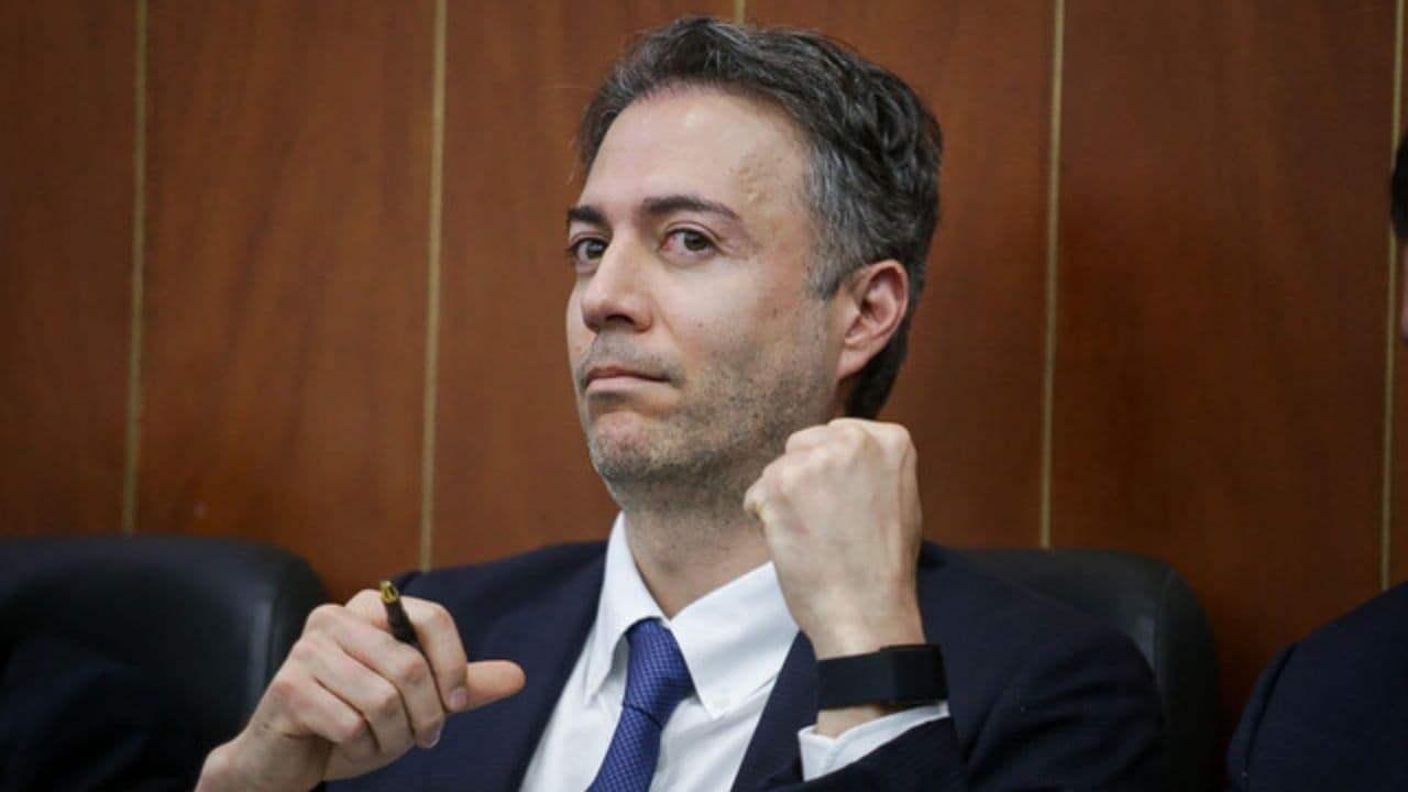 Daniel Quintero consulta 2 Daniel Quintero consulta 2