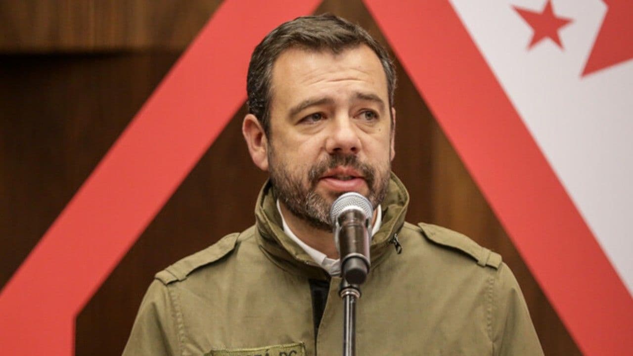 photologuephotos2025-08carlos_fernando_galan_alclade_bogotajpg photologuephotos2025-08carlos_fernando_galan_alclade_bogotajpg
