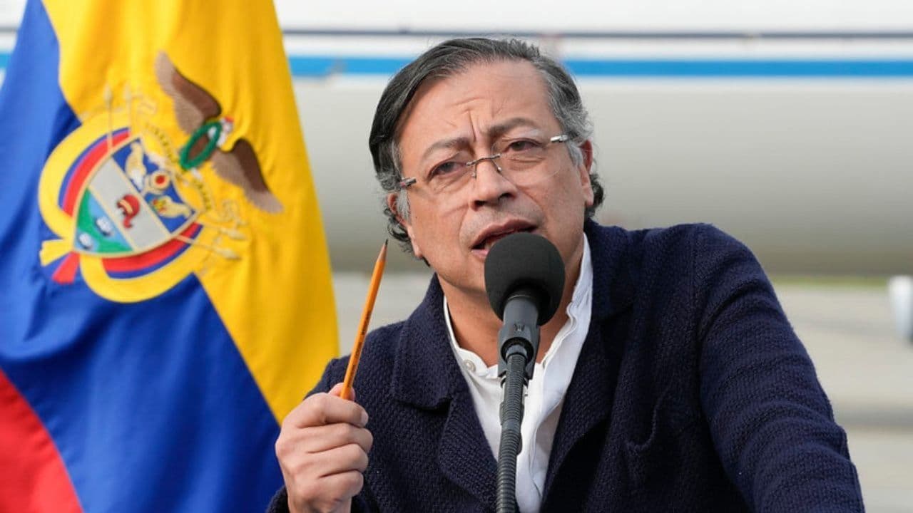 Petro rechaza descertificación Petro rechaza descertificación