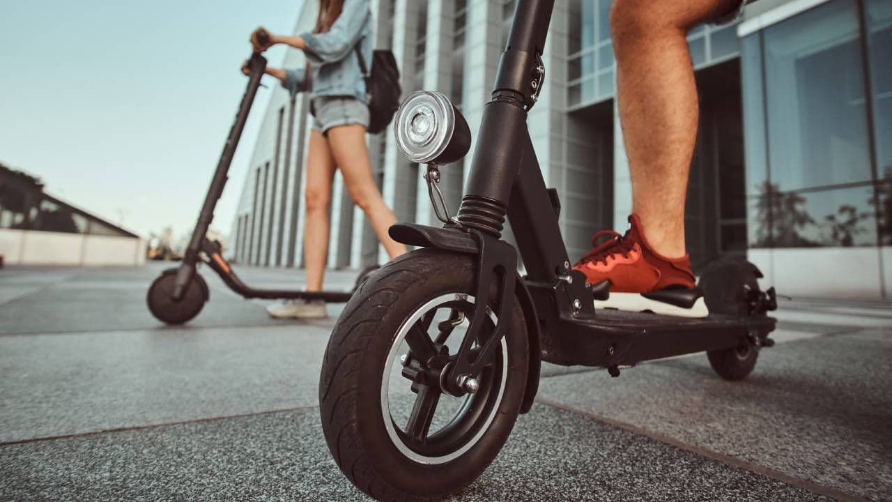 Bicicletas, scooters y monocilos eléctrico son los vehículos afectados por la norma. Bicicletas, scooters y monocilos eléctrico son los vehículos afectados por la norma.