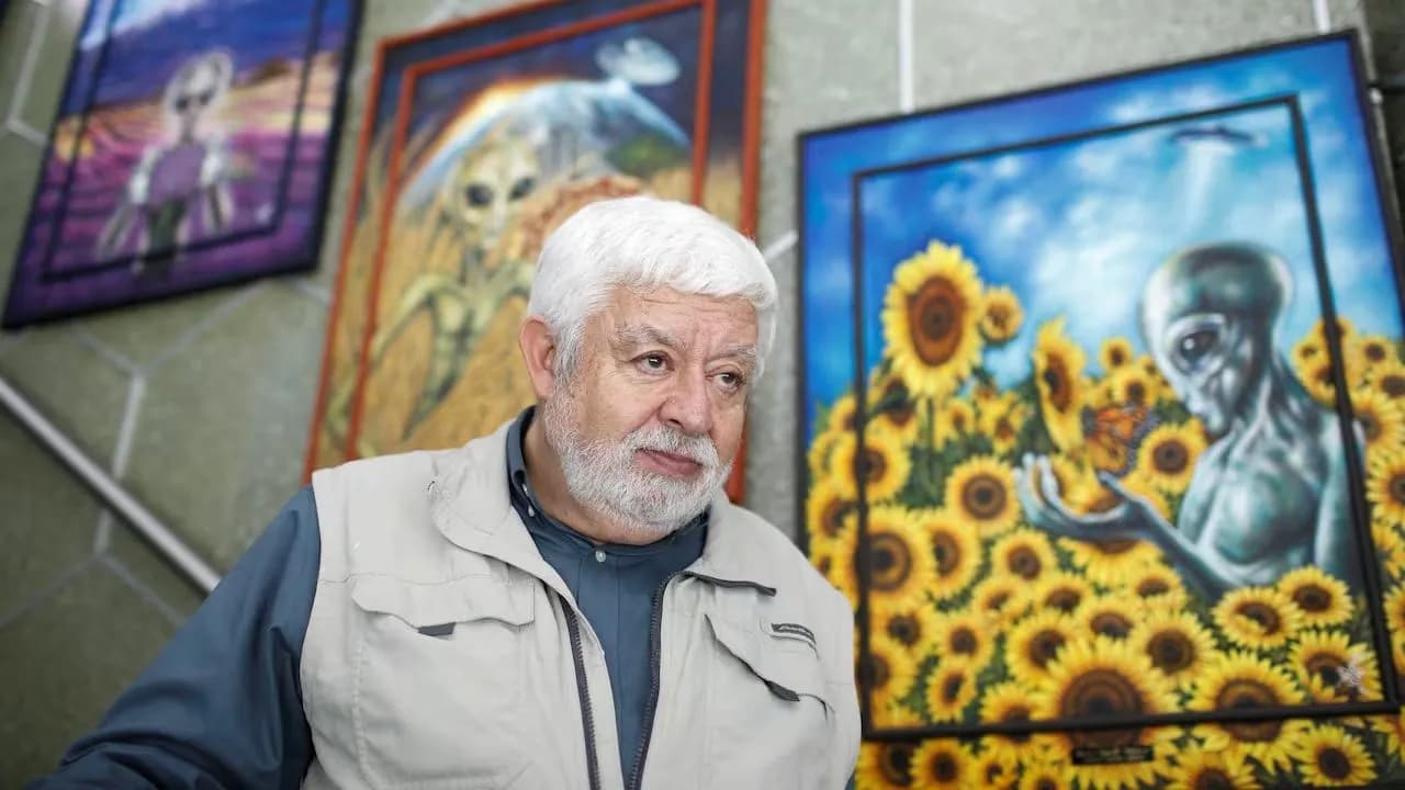 “Los mejores videos aún no han salido”: Jaime Maussan lanza nueva advertencia sobre extraterrestres “Los mejores videos aún no han salido”: Jaime Maussan lanza nueva advertencia sobre extraterrestres
