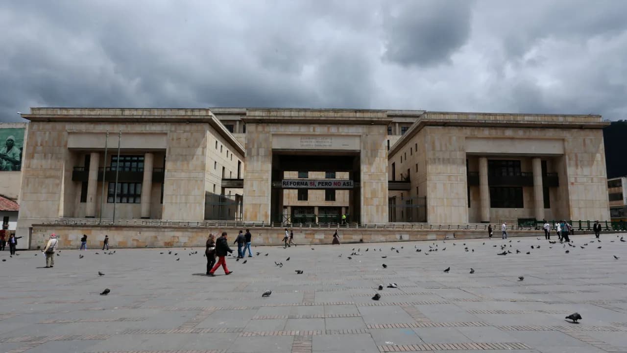 ¿Quién manda en las altas cortes? La radiografía inédita de la élite judicial en Colombia ¿Quién manda en las altas cortes? La radiografía inédita de la élite judicial en Colombia