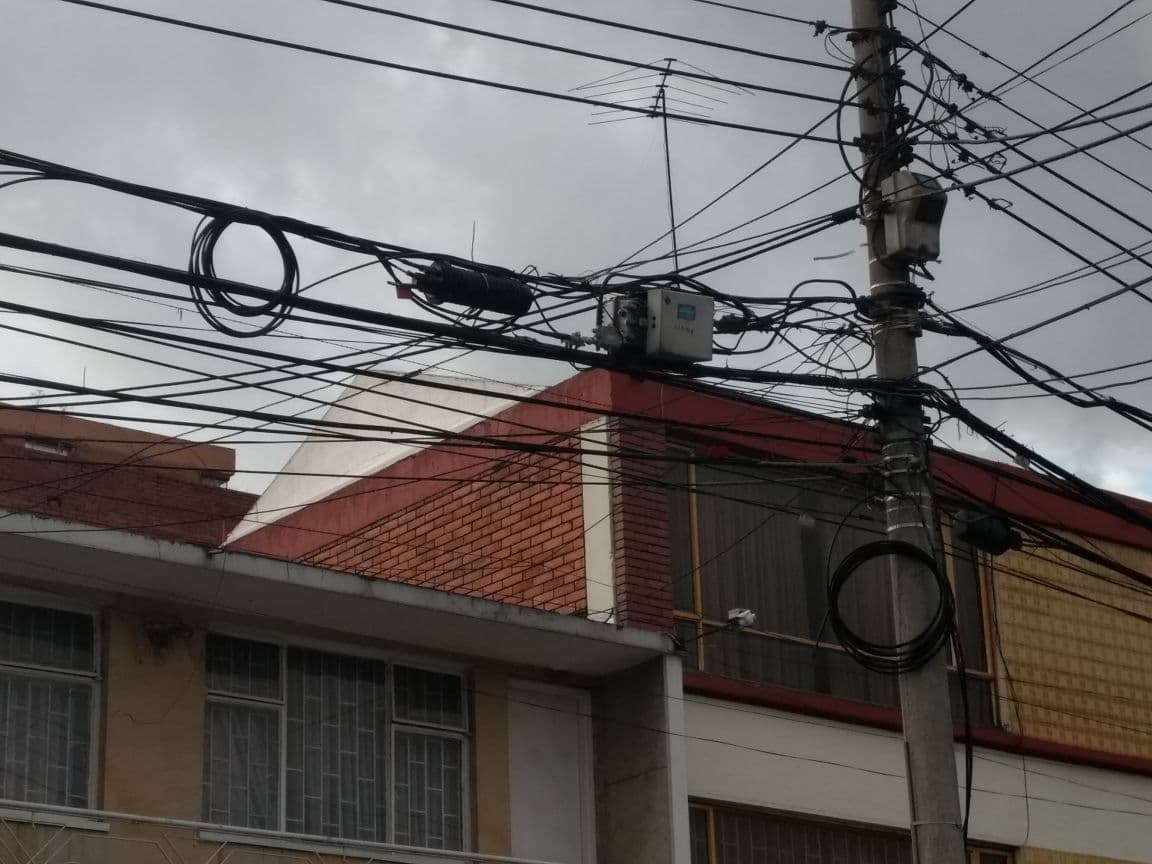 “Enel ha maltratado a Bogotá de muchas formas”: las críticas por soterrar los cables de energía de la capital “Enel ha maltratado a Bogotá de muchas formas”: las críticas por soterrar los cables de energía de la capital