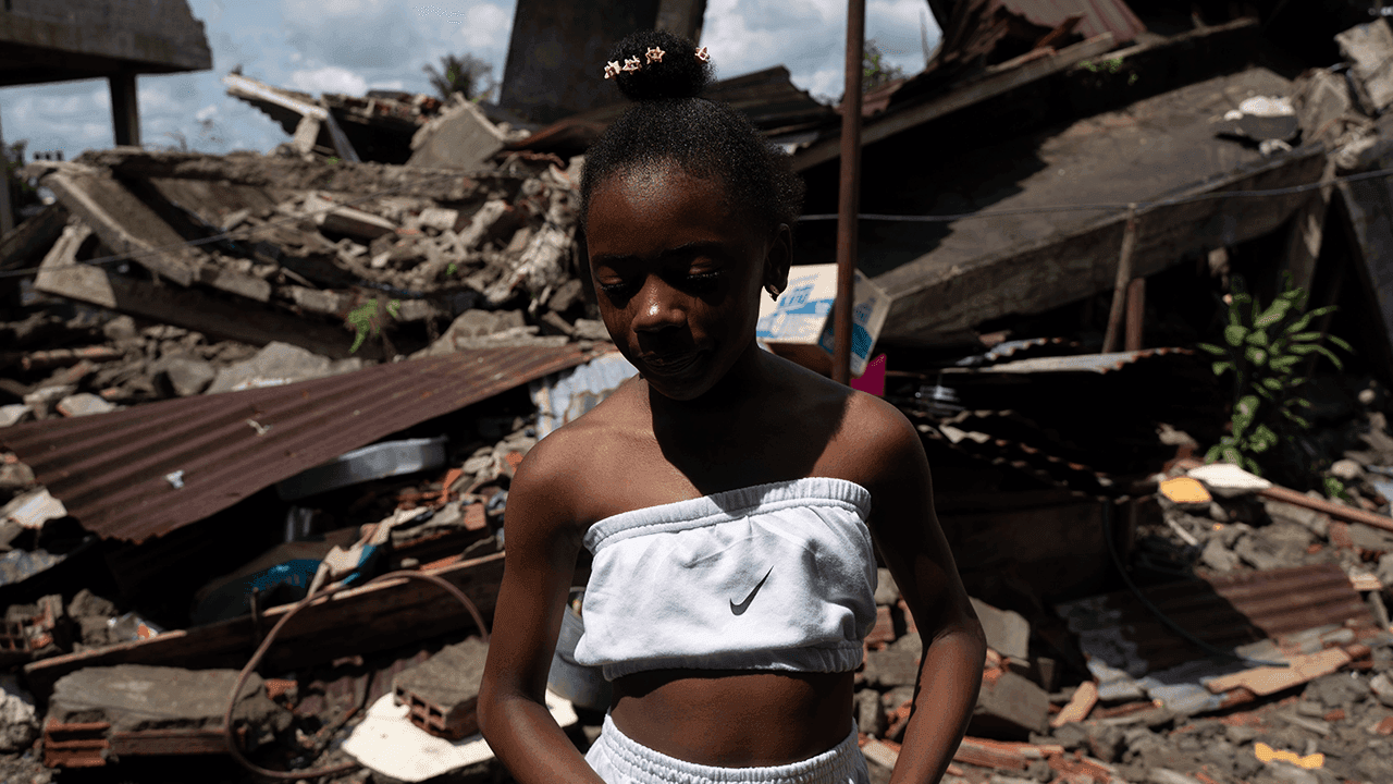 Cuando pase el temblor: las grietas que dejó el sismo en Quibdó, contadas por los sobrevivientes Cuando pase el temblor: las grietas que dejó el sismo en Quibdó, contadas por los sobrevivientes