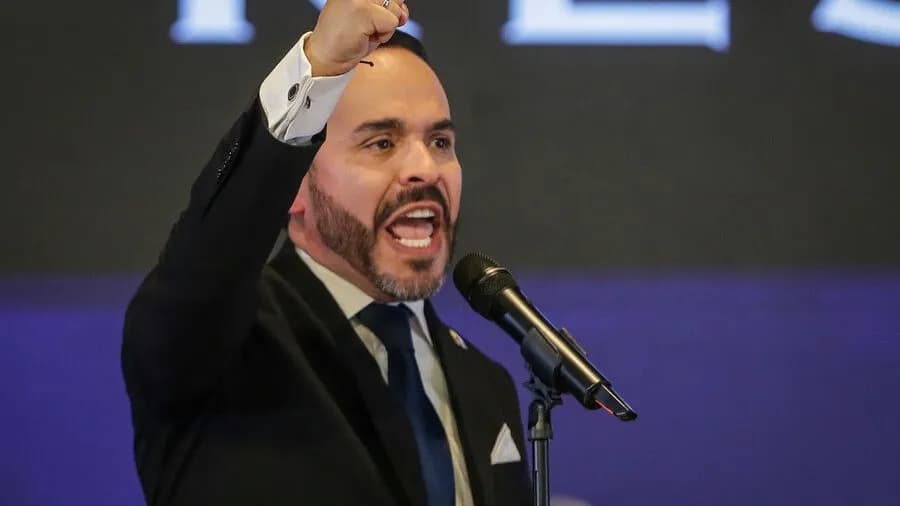 Proceso de empalme de Gobierno fue suspendido por los equipos de Petro y de De la Espriella Proceso de empalme de Gobierno fue suspendido por los equipos de Petro y de De la Espriella