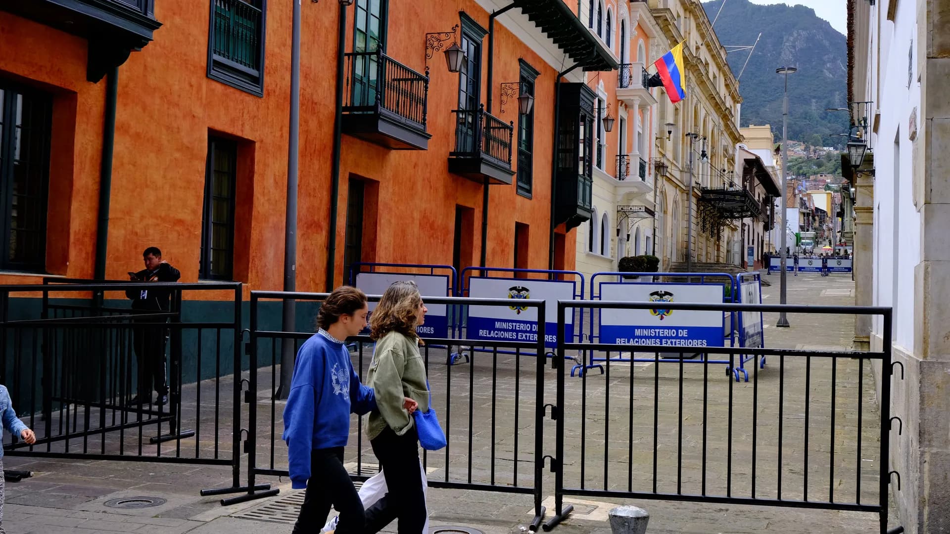 Así se transforma el centro de Bogotá con la llegada de la Presidencia de Abelardo de la Espriella al Palacio de San Carlos Así se transforma el centro de Bogotá con la llegada de la Presidencia de Abelardo de la Espriella al Palacio de San Carlos