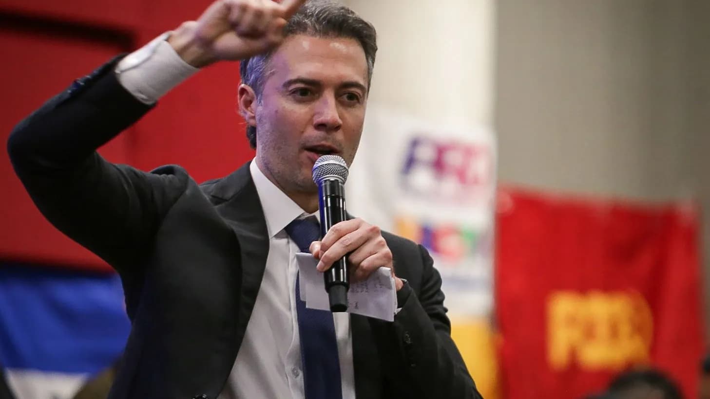 La Procuraduría investiga si Daniel Quintero incurrió en participación indebida en política. Créditos: Colprensa La Procuraduría investiga si Daniel Quintero incurrió en participación indebida en política. Créditos: Colprensa