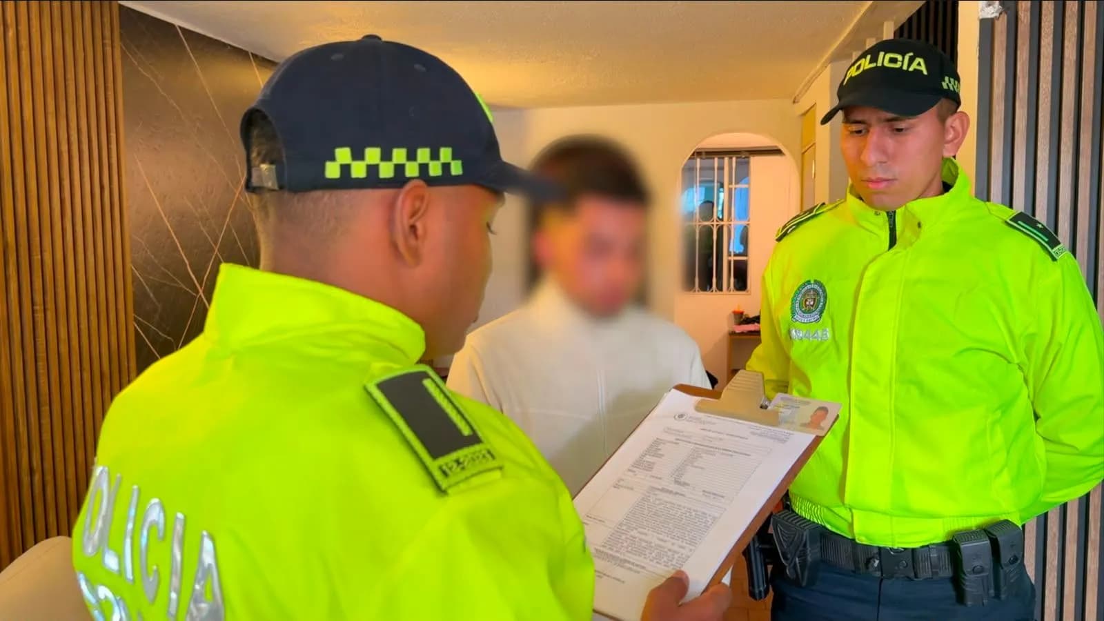 Desarticulan red cibercriminal que desfalcó a empresas de telecomunicaciones por más de 6.500 millones de pesos Desarticulan red cibercriminal que desfalcó a empresas de telecomunicaciones por más de 6.500 millones de pesos
