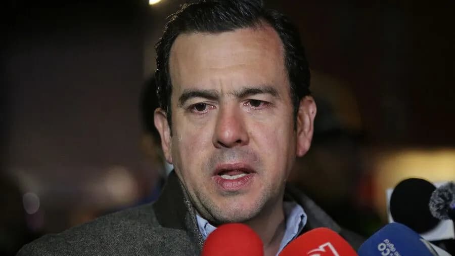 Rodrigo Lara ratifica a Didier Blanco en la UNP y lanza alerta por contratos del gobierno Petro Rodrigo Lara ratifica a Didier Blanco en la UNP y lanza alerta por contratos del gobierno Petro