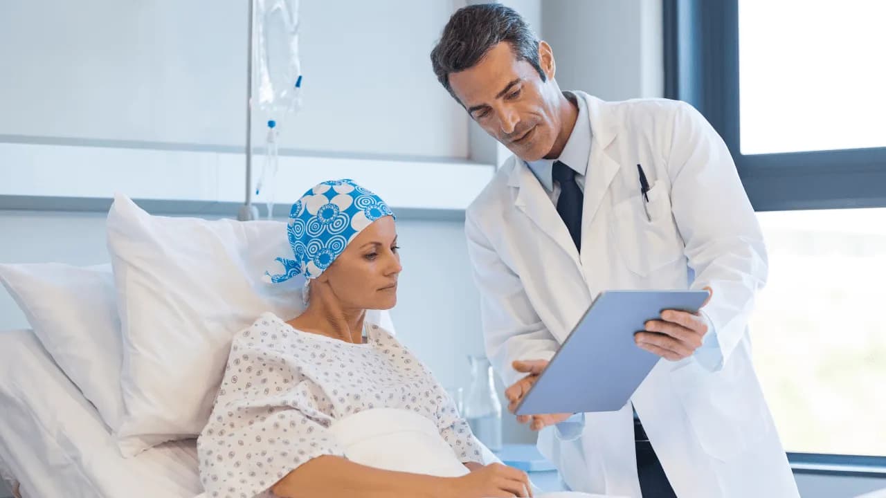 Enfriamiento capilar: la tecnología que busca reducir la caída del cabello durante la quimioterapia Enfriamiento capilar: la tecnología que busca reducir la caída del cabello durante la quimioterapia