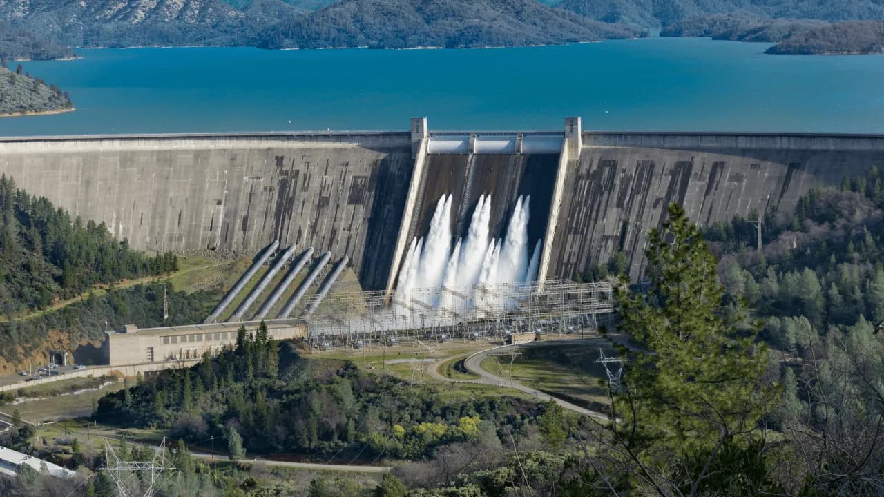 Embalses están por debajo de la senda de referencia: ¿existe riesgo de apagón para el país mientras atraviesa el Fenómeno del Niño? Embalses están por debajo de la senda de referencia: ¿existe riesgo de apagón para el país mientras atraviesa el Fenómeno del Niño?