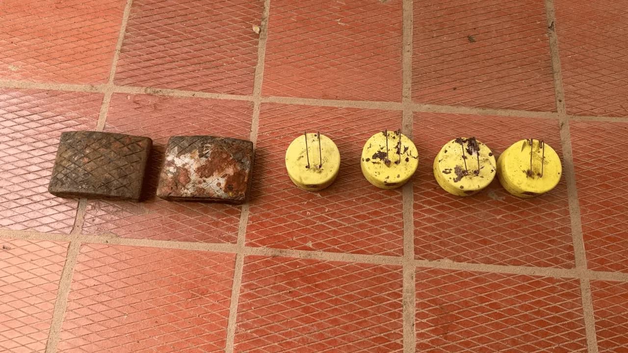 Encuentran explosivos y minas ocultos en cuerpos trasladados tras enfrentamientos en Guaviare Encuentran explosivos y minas ocultos en cuerpos trasladados tras enfrentamientos en Guaviare