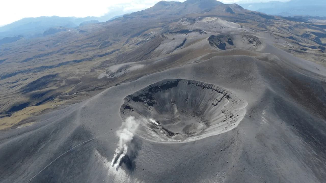 Elevan el nivel de alerta del volcán Puracé de amarillo a naranja debido a cambios en su actividad Elevan el nivel de alerta del volcán Puracé de amarillo a naranja debido a cambios en su actividad